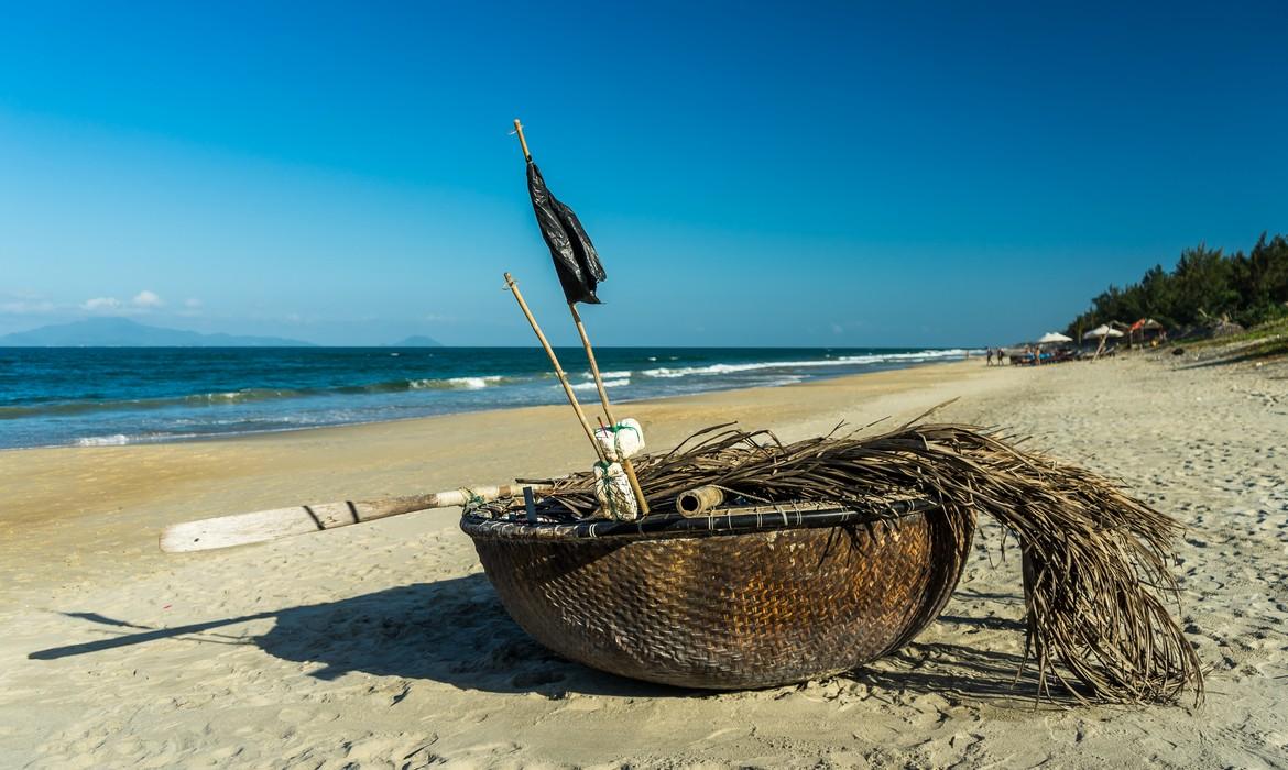 Basket fishing boat, Hoi An