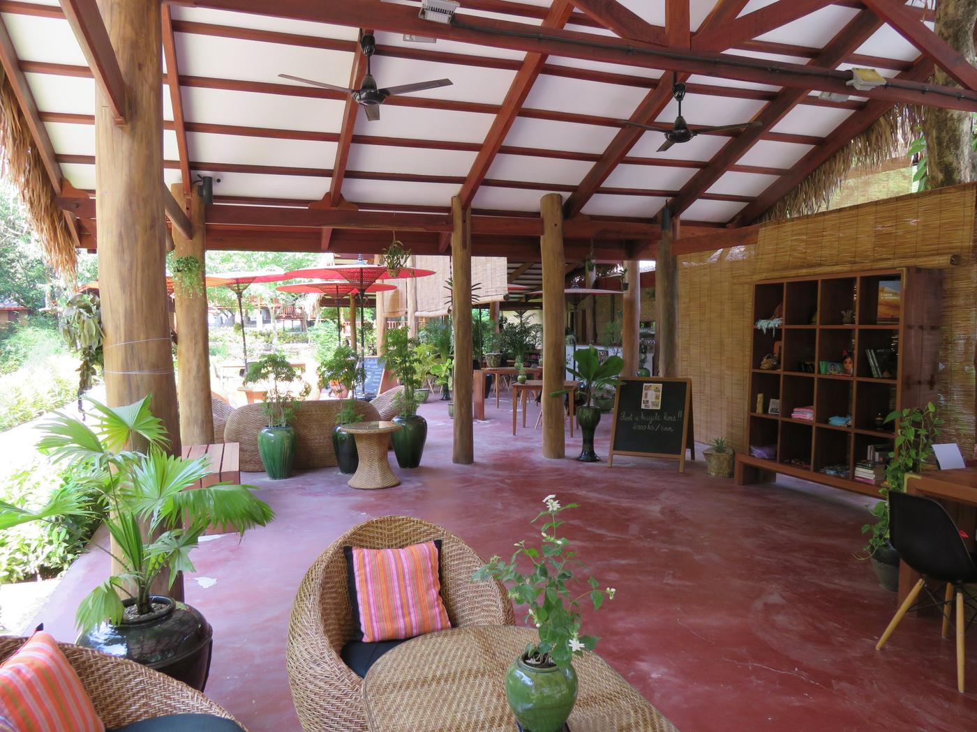 Lounge, Keinnara Hpa-An