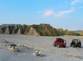 Jeeps, Mount Pinatubo
