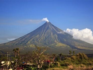 Mayon Volcano, Legaspi, the Philippines