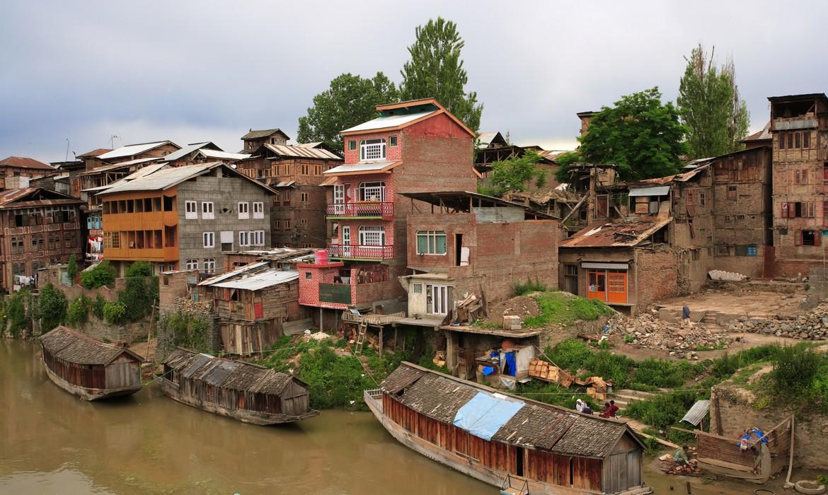 Srinagar Market Lake