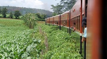 Train, Myanmar