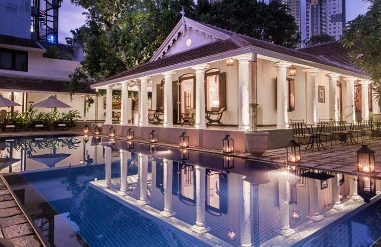 Swimming pool, Uga Residence