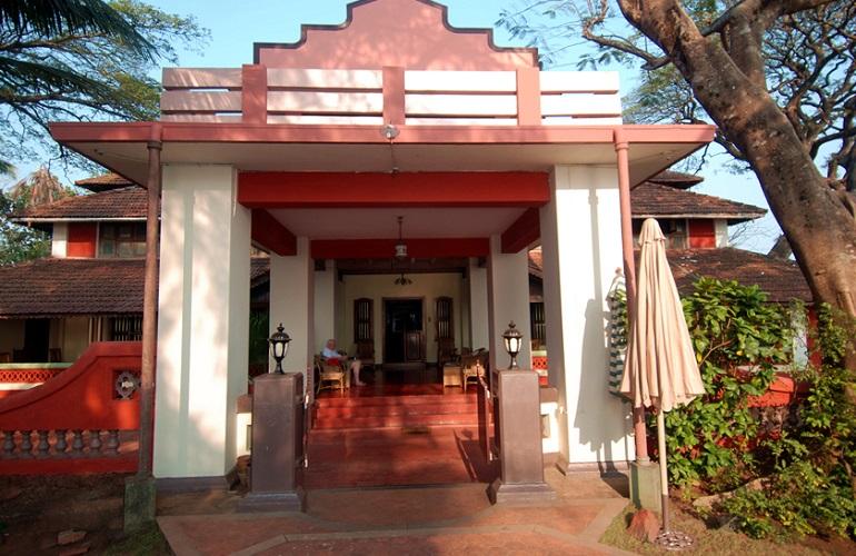 Entrance, Ayisha Manzil