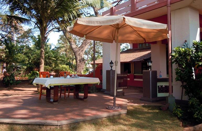 Outdoor Seating, Ayisha Manzil
