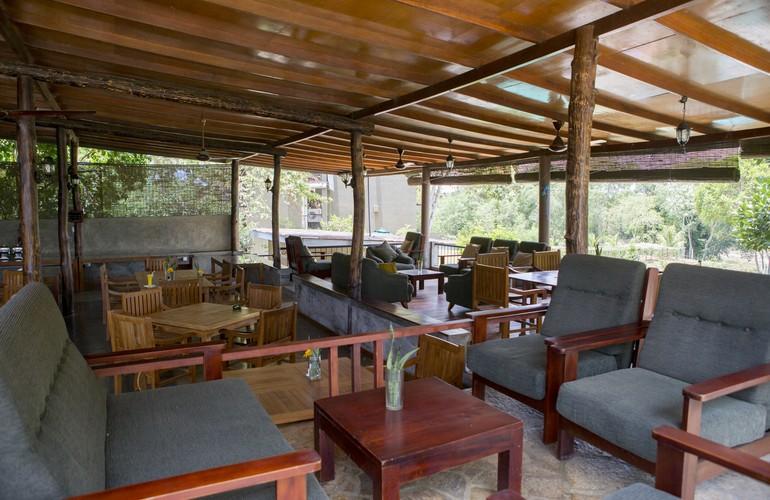 Restaurant, Kalu's Hideaway