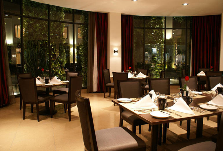 Oxygen Restaurant, Four Points by Sheraton