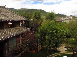 Bruce Chalet, Shuhe, Lijiang