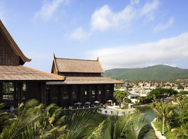 Pullman Sanya Yalong Bay Villas & Resort 