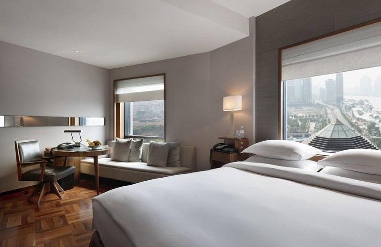 Bedroom, Les Suites Orient