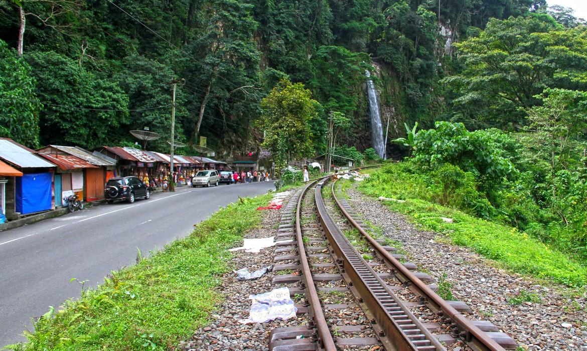 Train tracks & waterfall, Bukittinggi