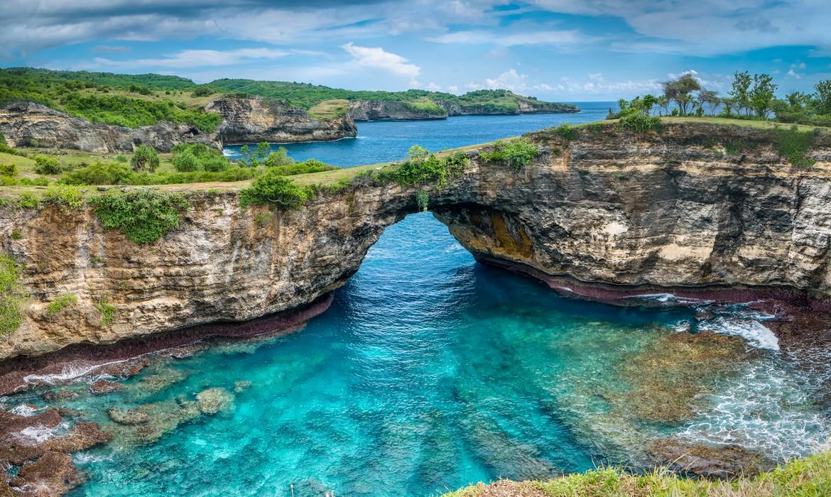 Rock coastline, Nusa Penida