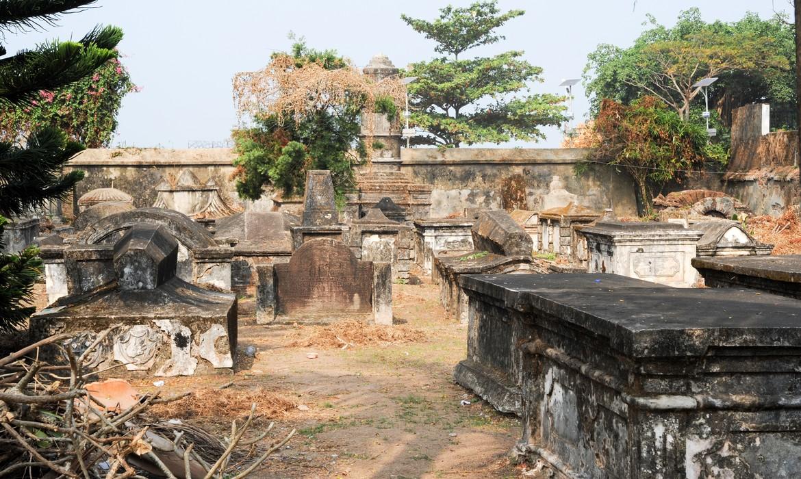 Dutch Fort Cemetery, Cochin
