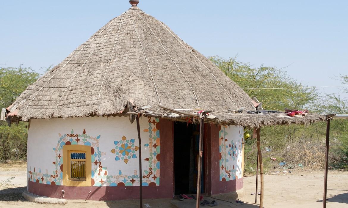 Gujarat hut