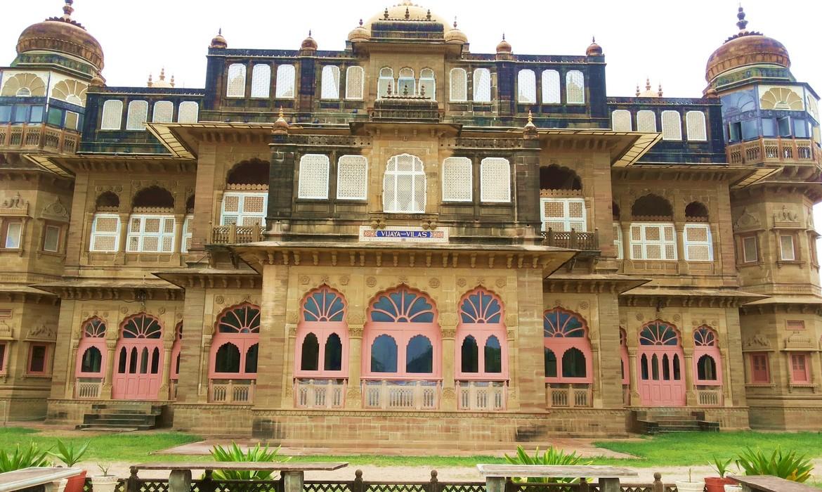 Vijay Vilas Palace, Kutch