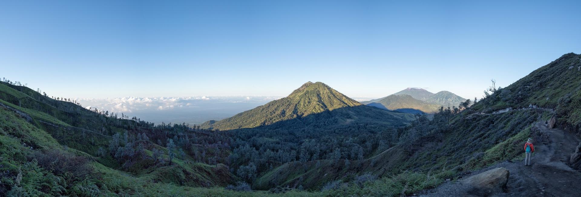 Hiking Ijen