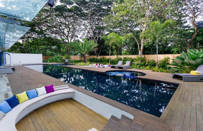 Swimming pool, Canvas Boutique Hotel
