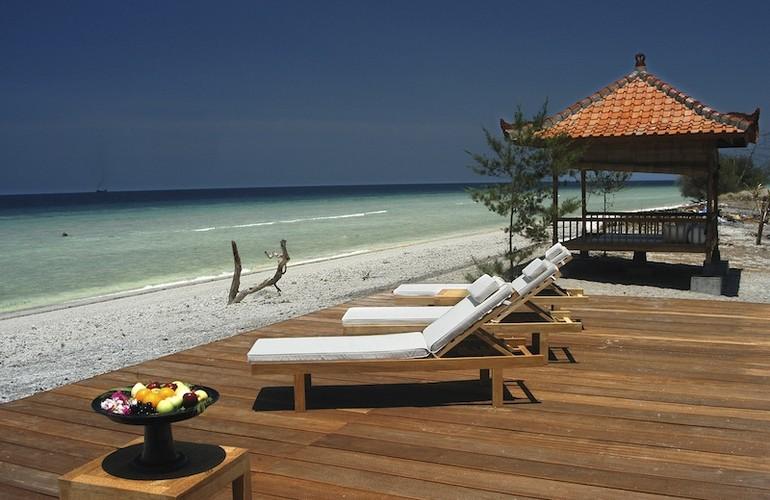 Beach, Desa Dunia Beda