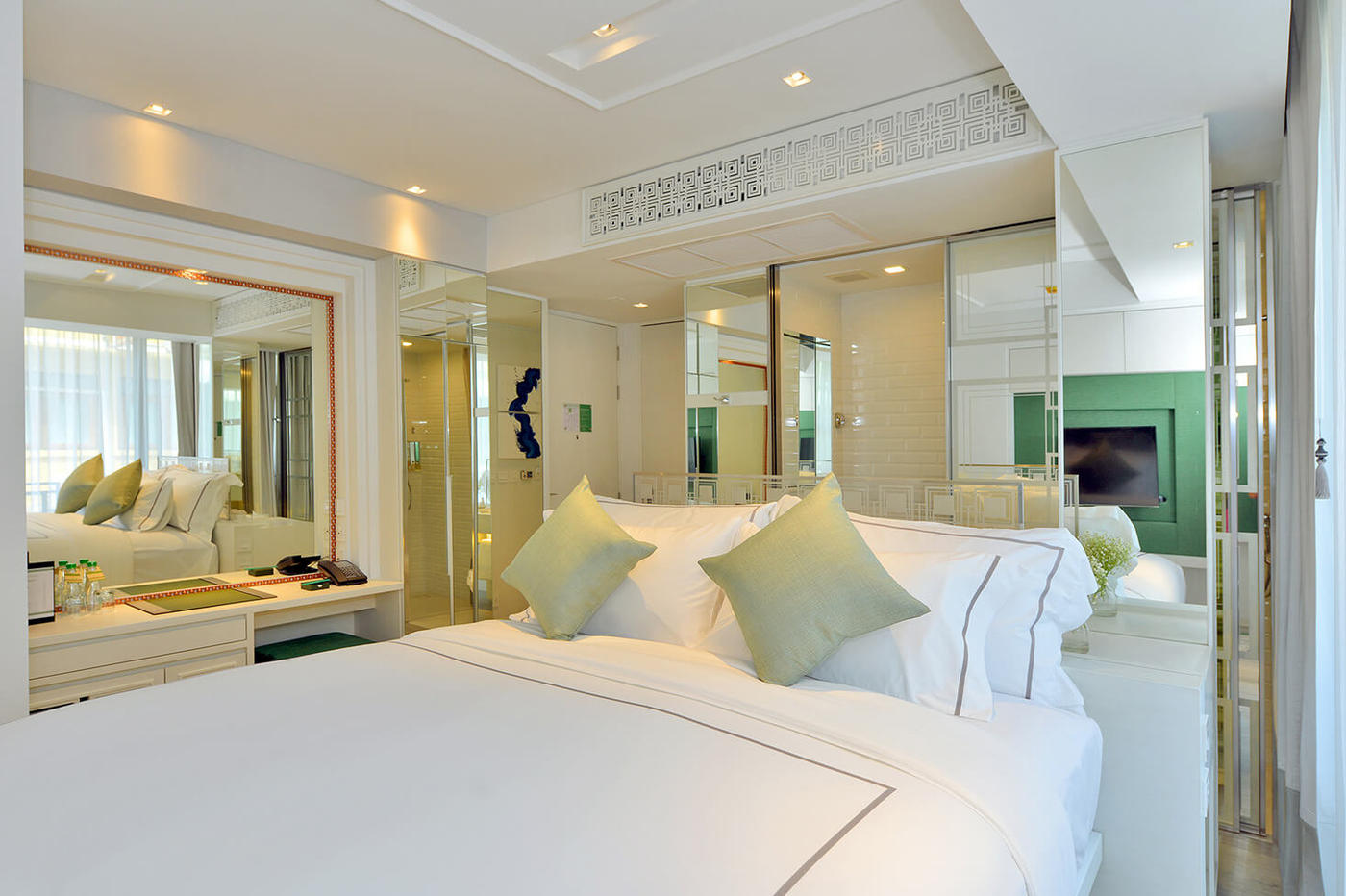 Superior Room, Riva Arun