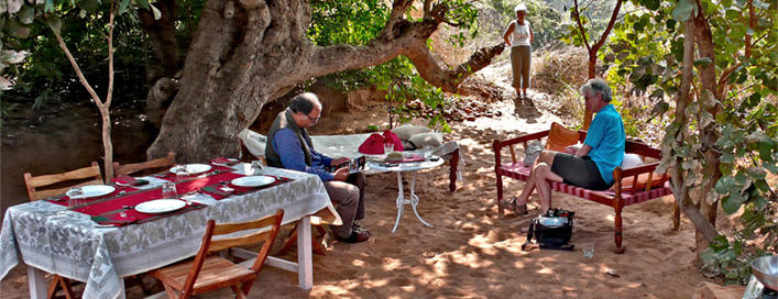 Outdoor Dining, Sarai at Toria