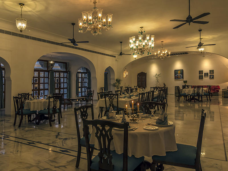 Dining, Dev Shree