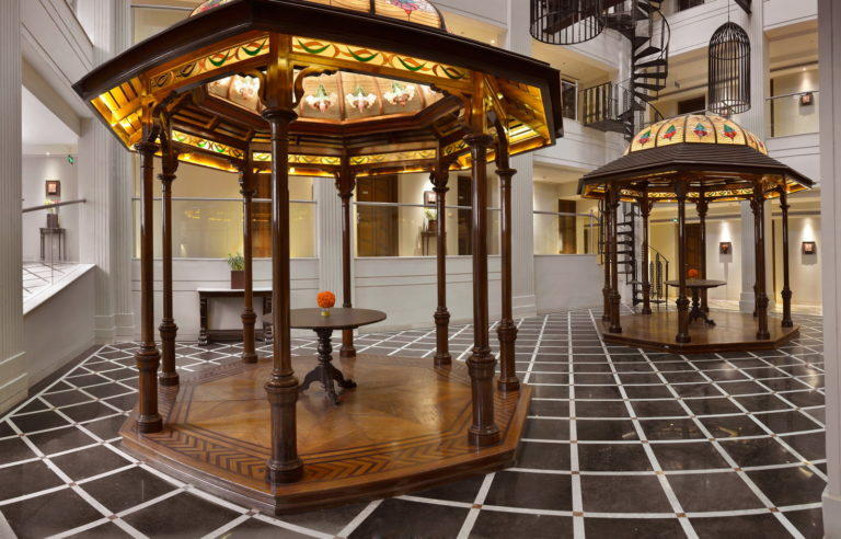 Atrium, Lalit Great Eastern