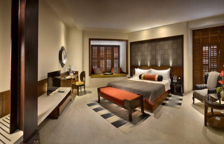 Luxury Room, Lalit Great Eastern