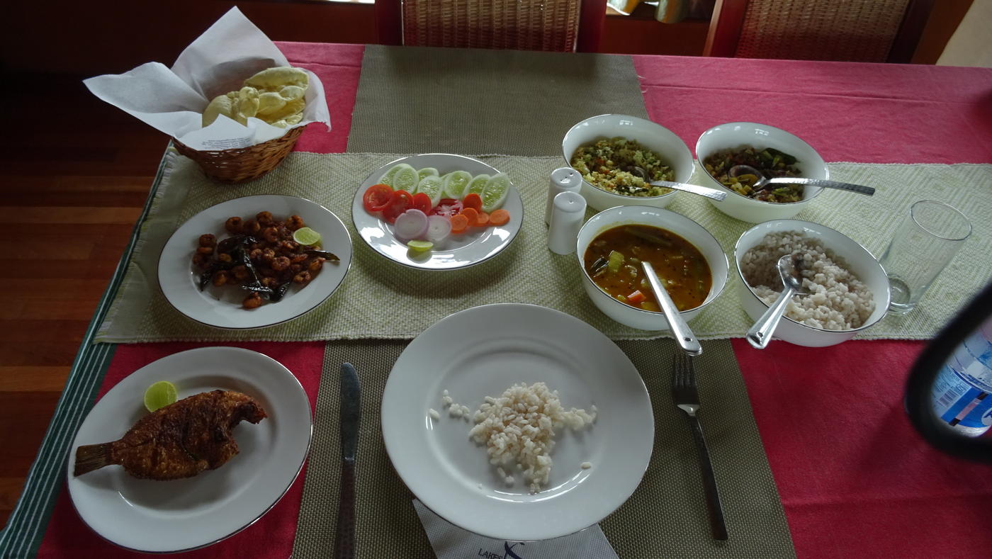 Lunch spread, Keralan Houseboat