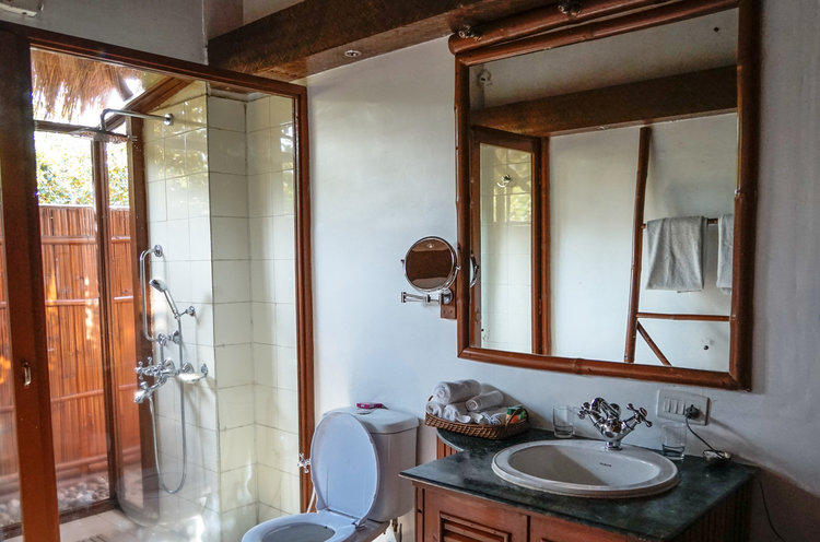 Bathroom, Diphlu River Lodge