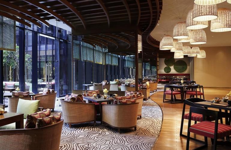 Restaurant, Pullman New Delhi Aerocity