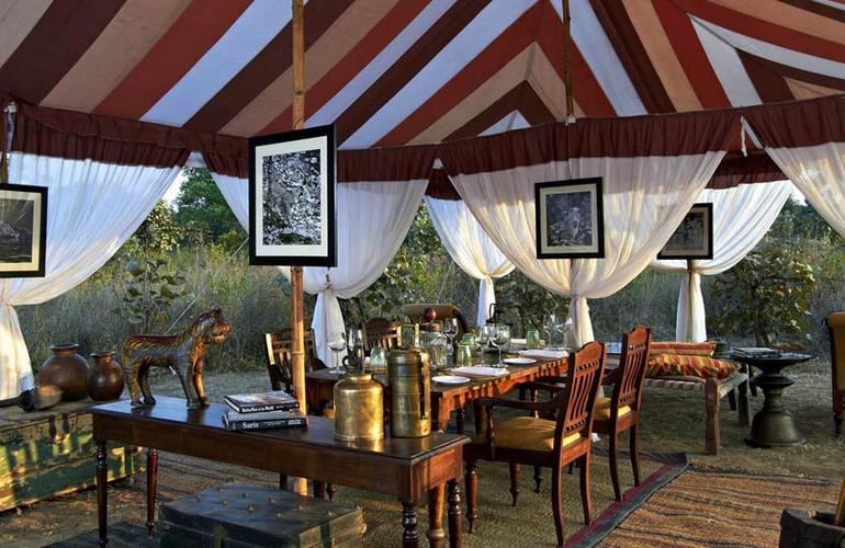 Private dining, Samode Safari Lodge