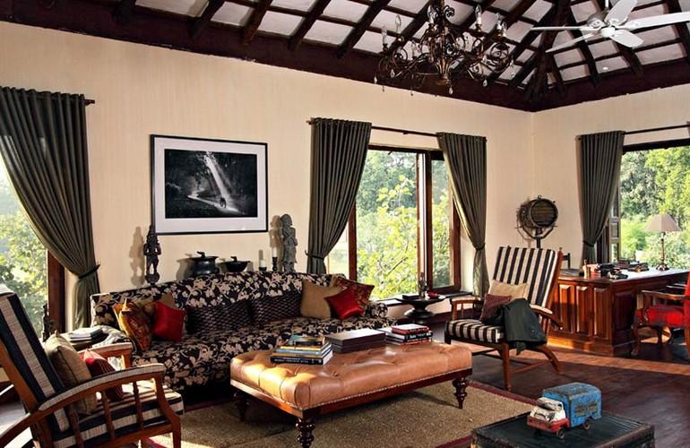 Lounge, Samode Safari Lodge