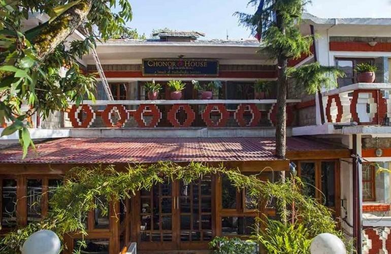 Chonor House