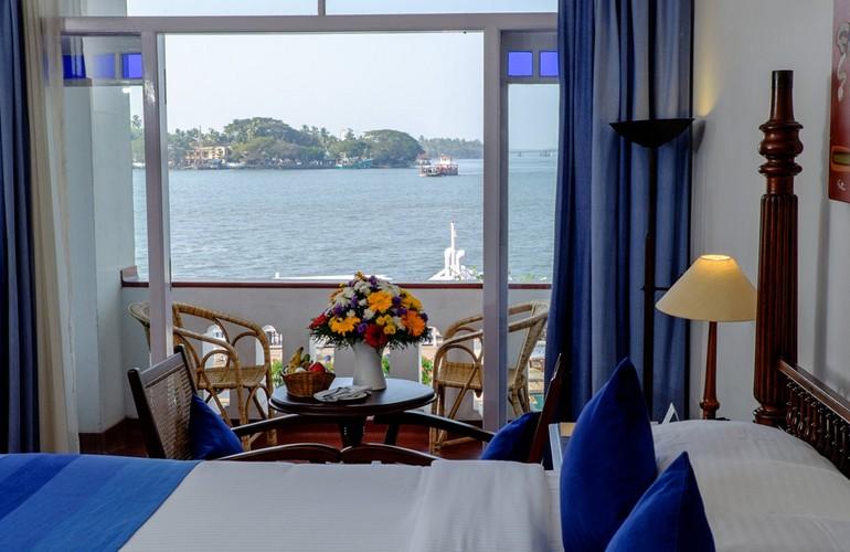Superior room (sea facing), Brunton Boatyard