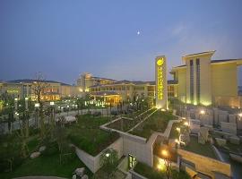 New Century Grand Hotel, Kaifeng