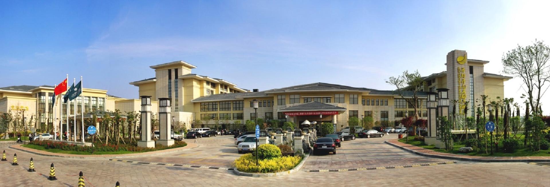 New Century Grand Hotel, Kaifeng