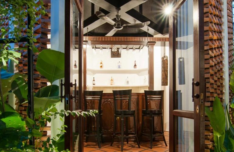 Bar, La Rose Suites