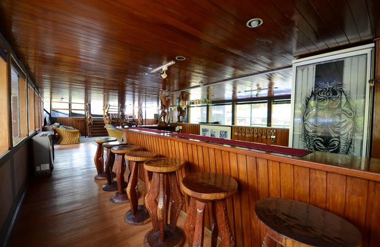 Bar, Sepik Spirit