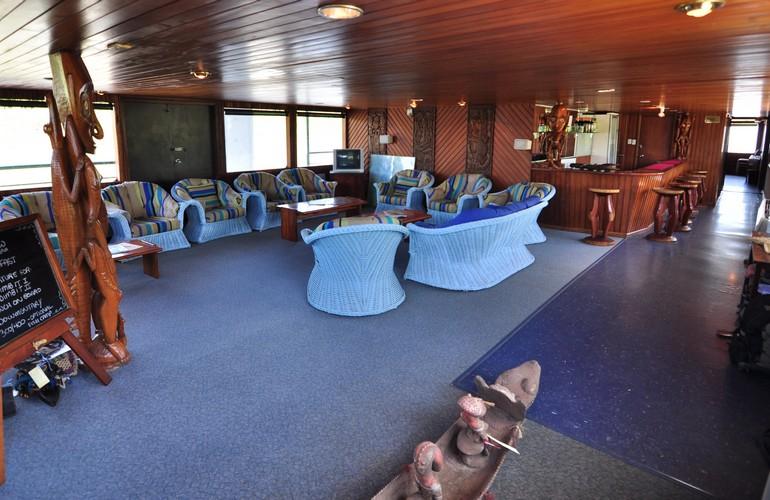 Lounge, Sepik Spirit