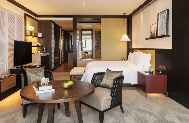 Grand Executive Room, Rosewood Phnom Penh