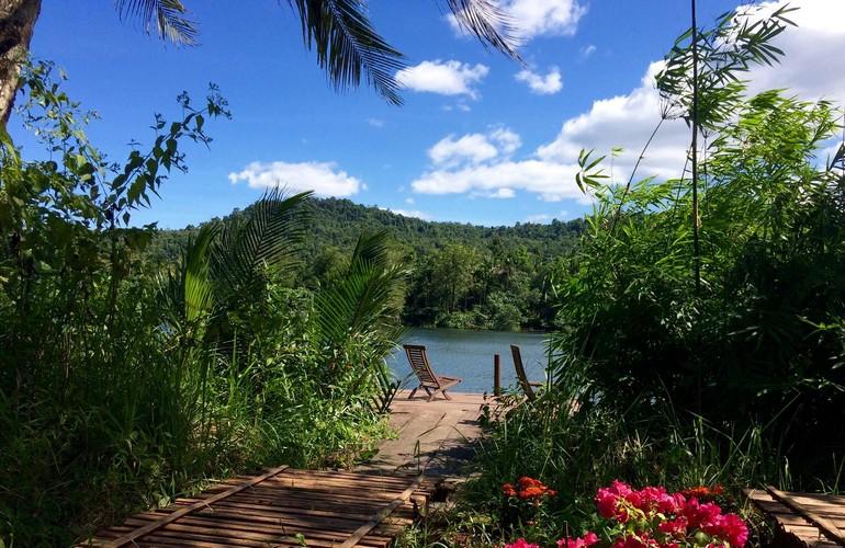 View, Rainbow Lodge