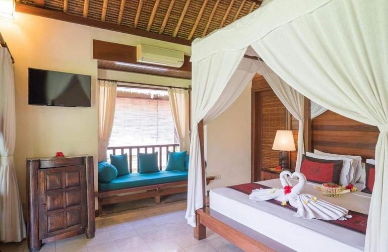 Bedroom, Ananda Cottages