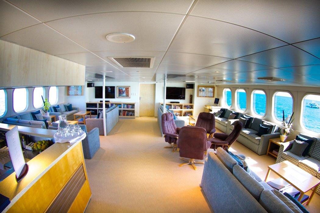 Lounge area, True North