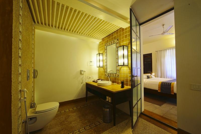Bathroom, Eighth Bastion