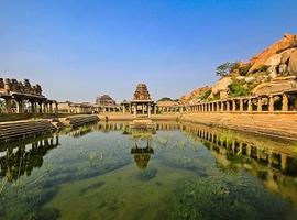 Exploring Hampi