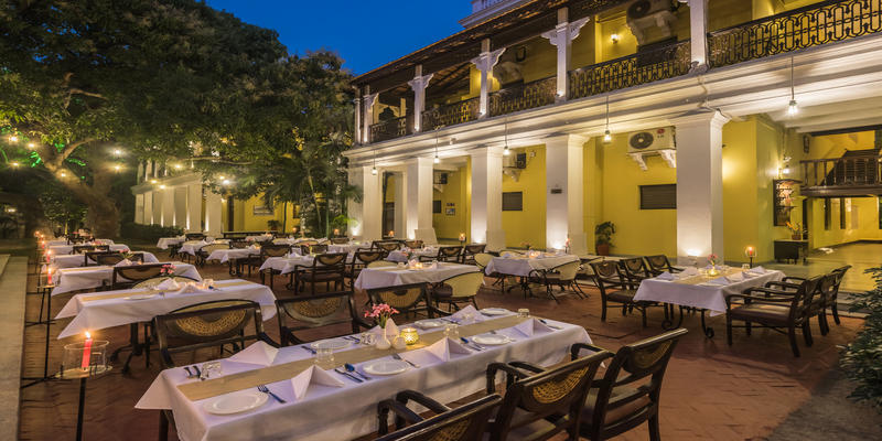 Outdoor Dining Area, Royal Orchid Metropole