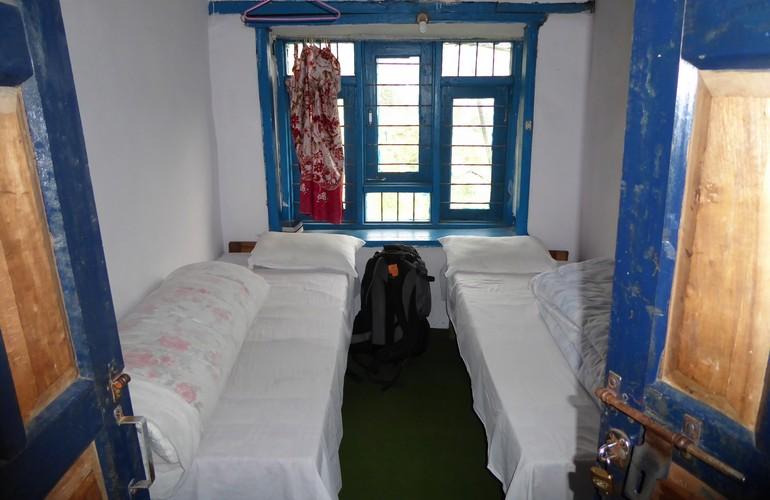 Bedroom, Himalayan Teahouses