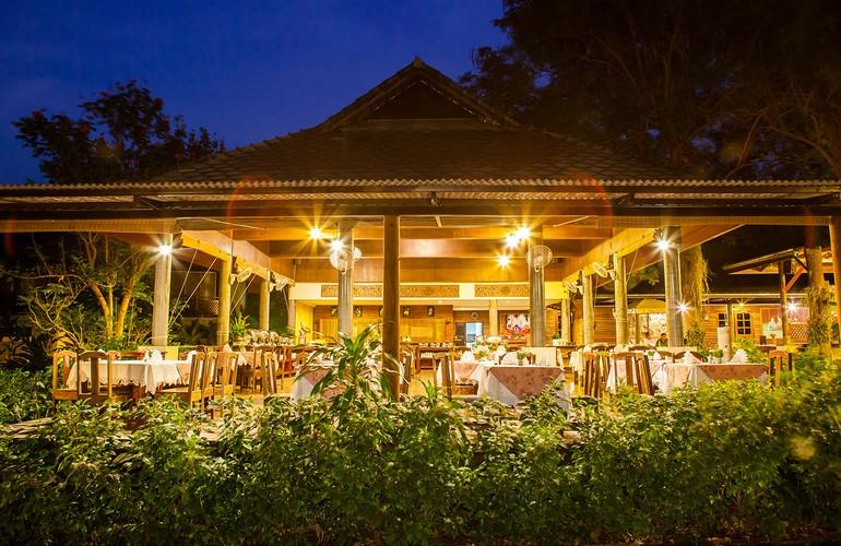 Royal Restaurant, Royal River Kwai Resort & Spa