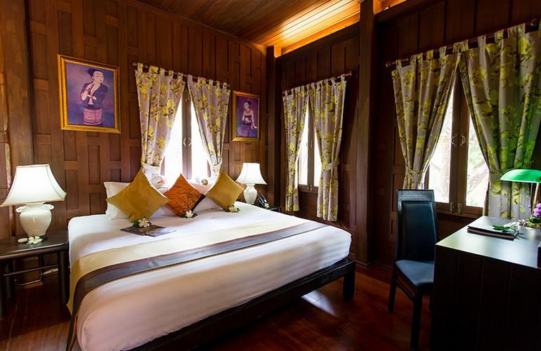 Deluxe room, Baan Amphawa Resort & Spa