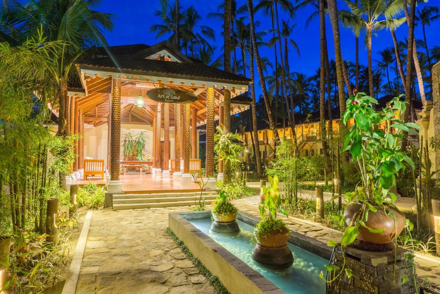 Entrance, Art of Sand Resort